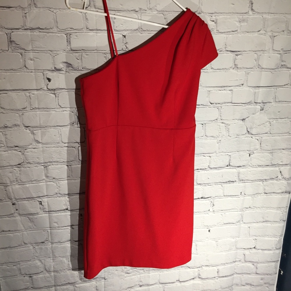 Adrienne Vittadini red one shoulder dress Sz 10